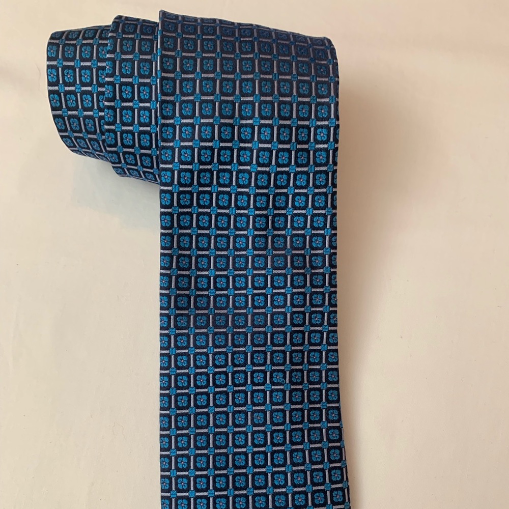 Woven silk tie made in Italy
